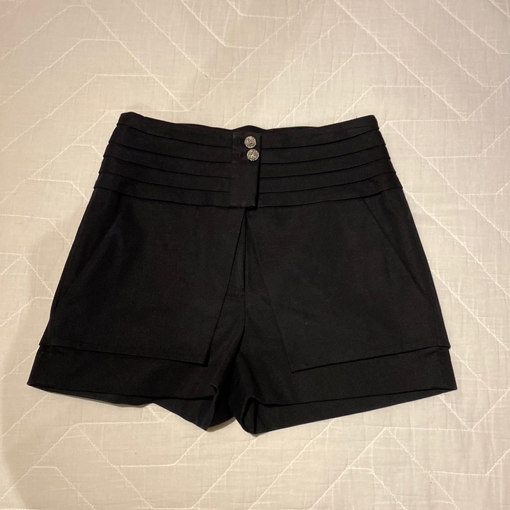 ✨PRICE DROP✨EUC Sass and Bide tailored shorts
